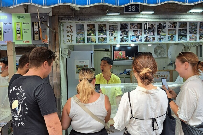Picture 13 for Activity Seoul: Gwangjang Market Netflix Food Tour
