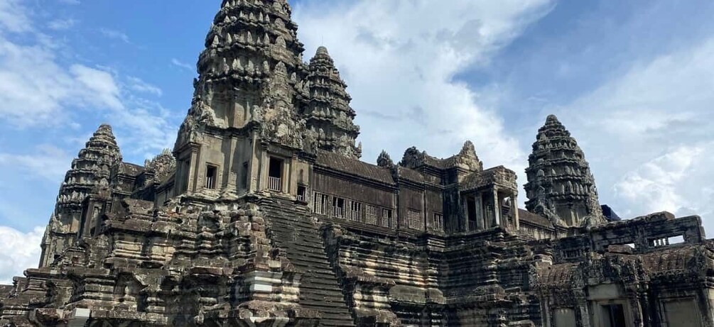 Picture 4 for Activity Angkor Wat : 2-Day Private Tours For Family