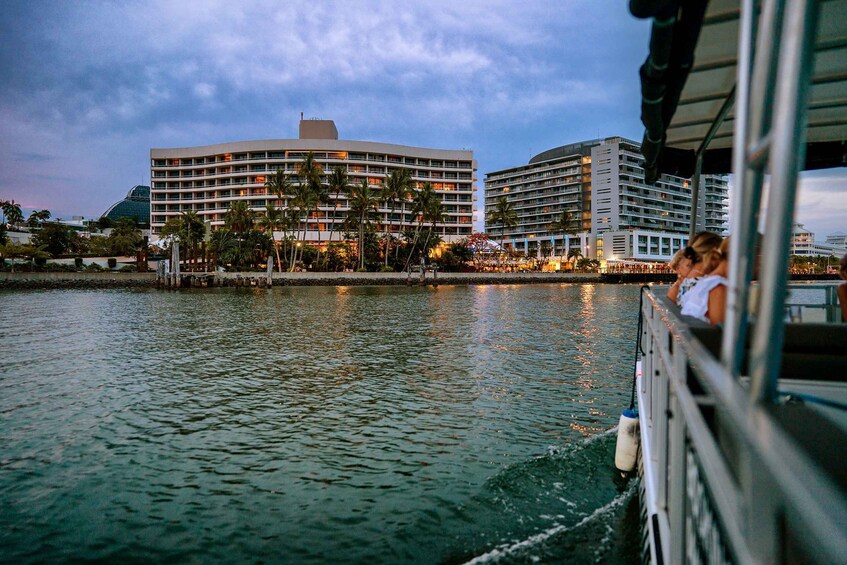 Picture 1 for Activity Cairns: Sunset River Cruise with Snack and Drinks