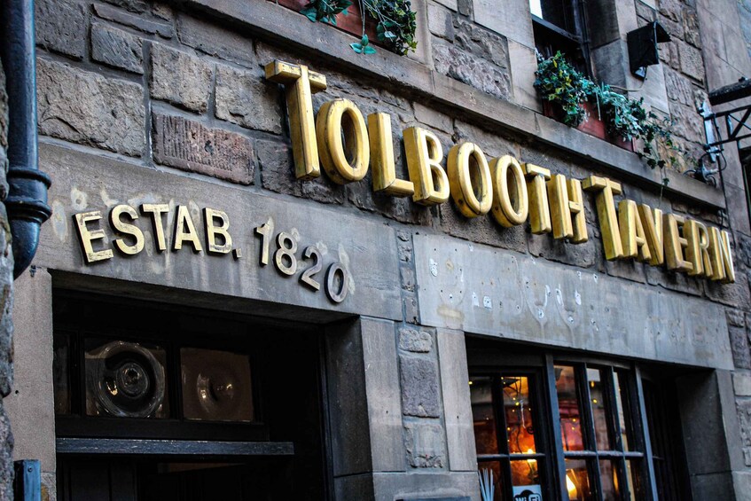 Picture 2 for Activity Edinburgh: Whisky Flight in one of the oldest pubs