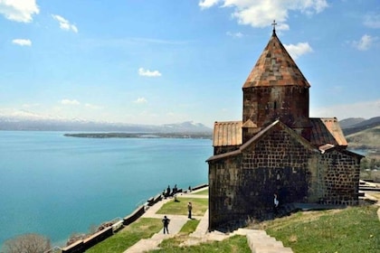 Tsaghkadzor (Kecharis, téléphérique), lac Sevan (Sevanavank)