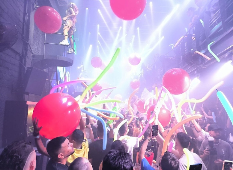 Picture 11 for Activity Medellin: Nightlife in Rooftops and Clubs of El Poblado