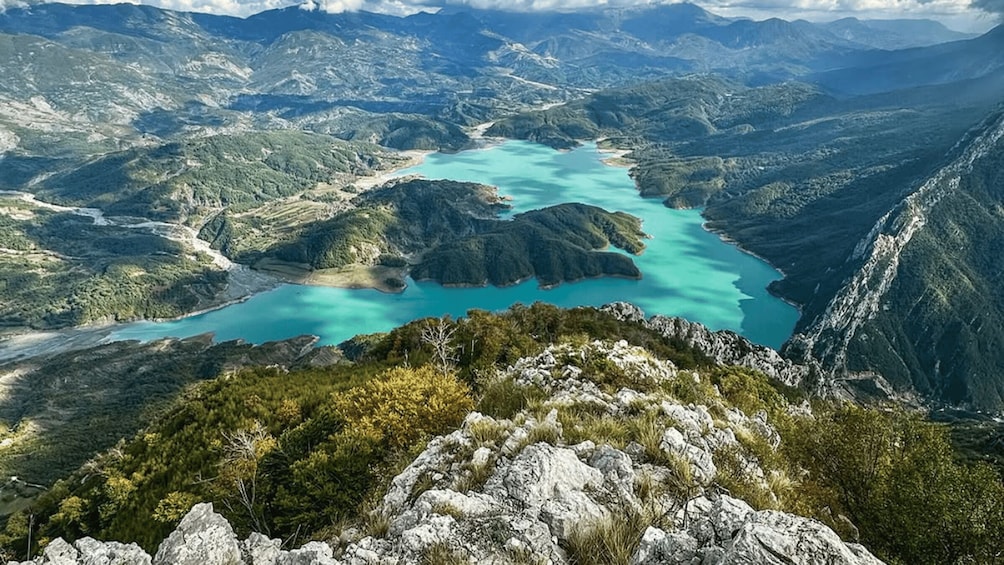 From Tirana: Bovilla Lake & Gamti Mountain Hiking Tour