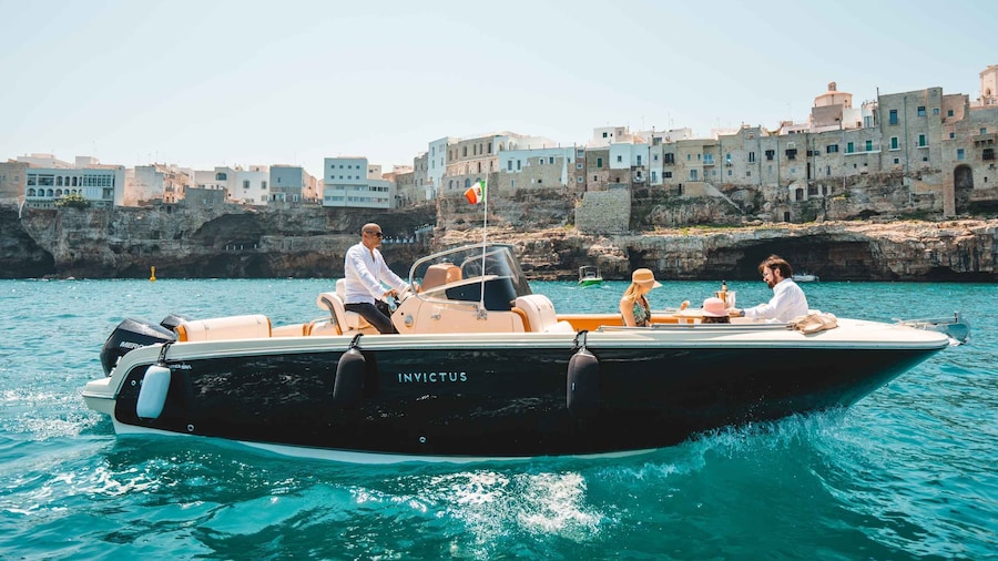 Polignano a Mare: Boat Cruise to Scenic Caves with Prosecco