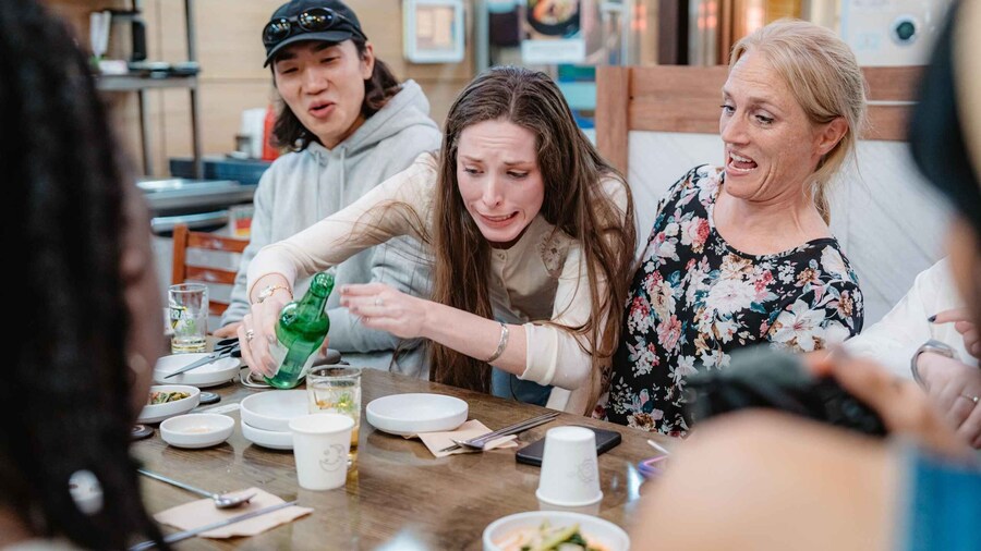 Seoul: Night Market Food Tour with Local Guide