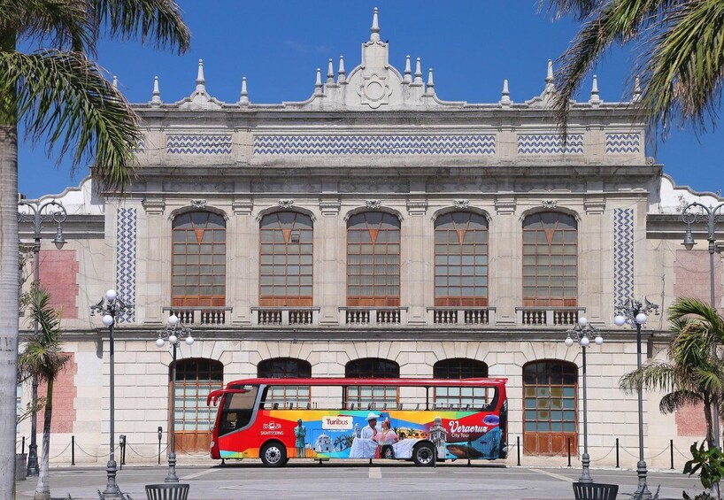 Veracruz: Sightseeing City Tour and Wax & Ripley´s Museums