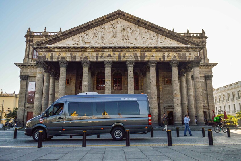 Picture 2 for Activity From Guadalajara: Downtown and Tlaquepaque Sightseeing Tour