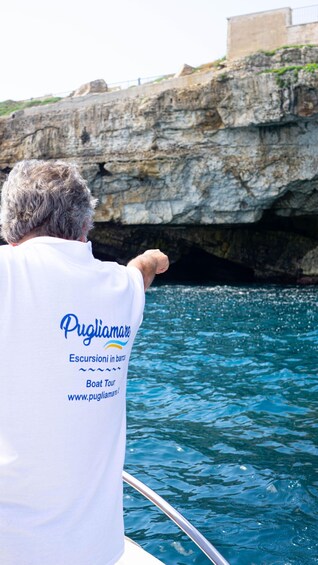 4,5 hours private boat tour in Polignano