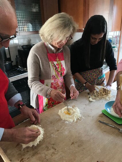 Picture 4 for Activity Cooking-class local tradition food and beverage