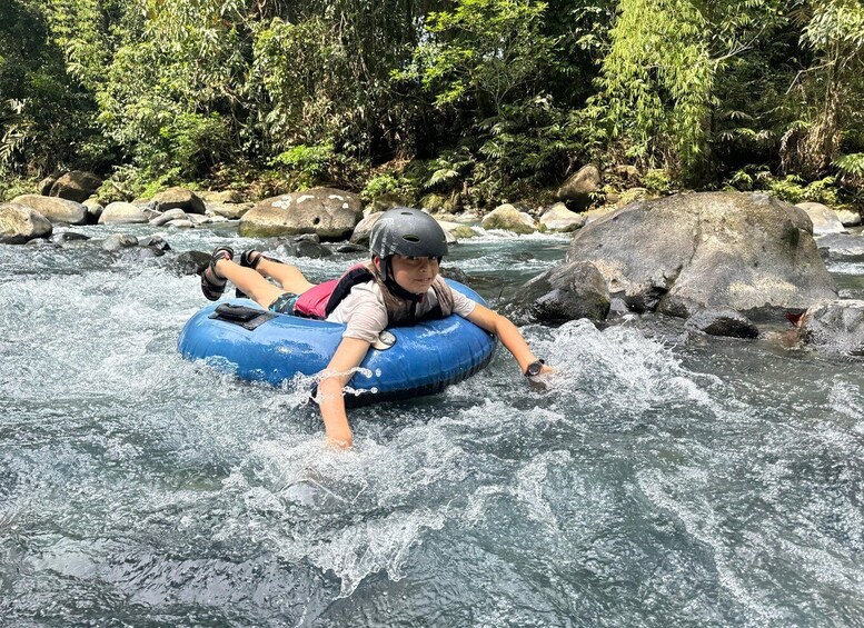 Picture 2 for Activity Tubing Rio Celeste: Adventure and Nature