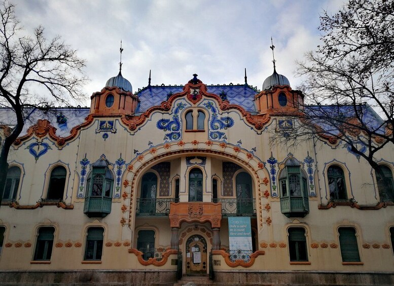 From Belgrade: Subotica and Palic Full-Day Trip with winery