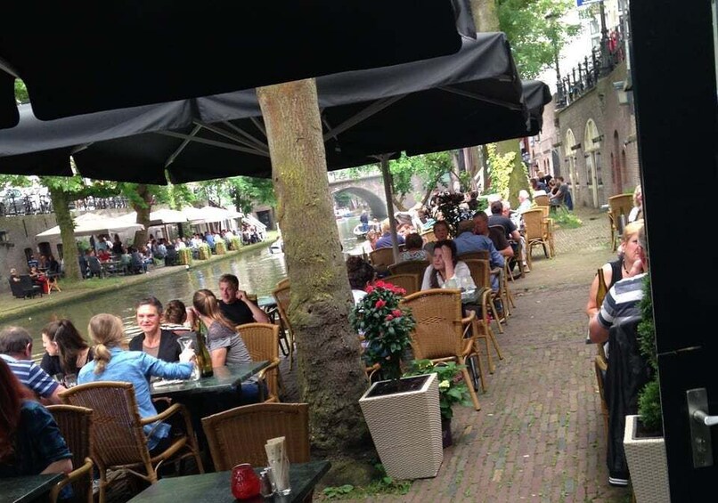 Picture 2 for Activity Utrecht: City Boat Tour & Balkan Restaurant Lunch OR Dinner