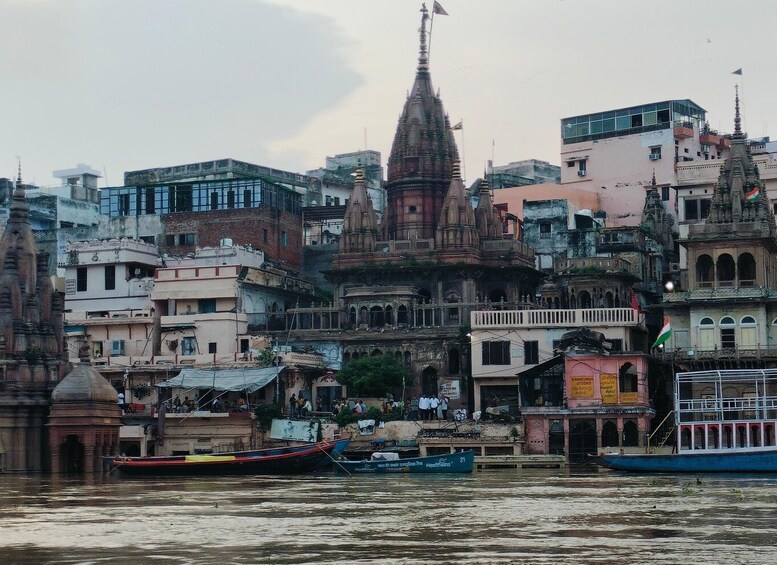 Picture 37 for Activity Pintu Tourist Guide in Spanish & English in Varanasi/Benares