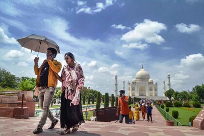 Depuis Delhi : Taj Mahal et Agra excursion par le train Gatimaan Express