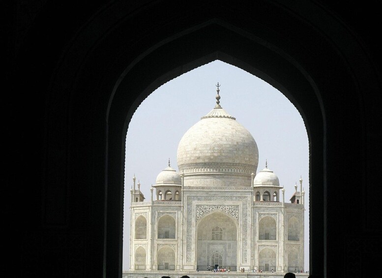 Picture 2 for Activity Taj Same Day by local Flights From Mumbai