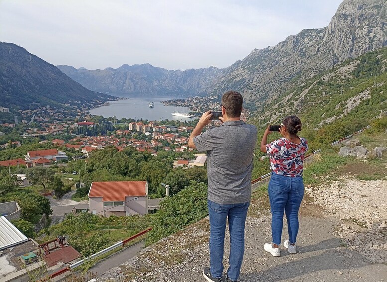 From Podgorica: NP Skadar lake, St. Stefan & Kotor day trip