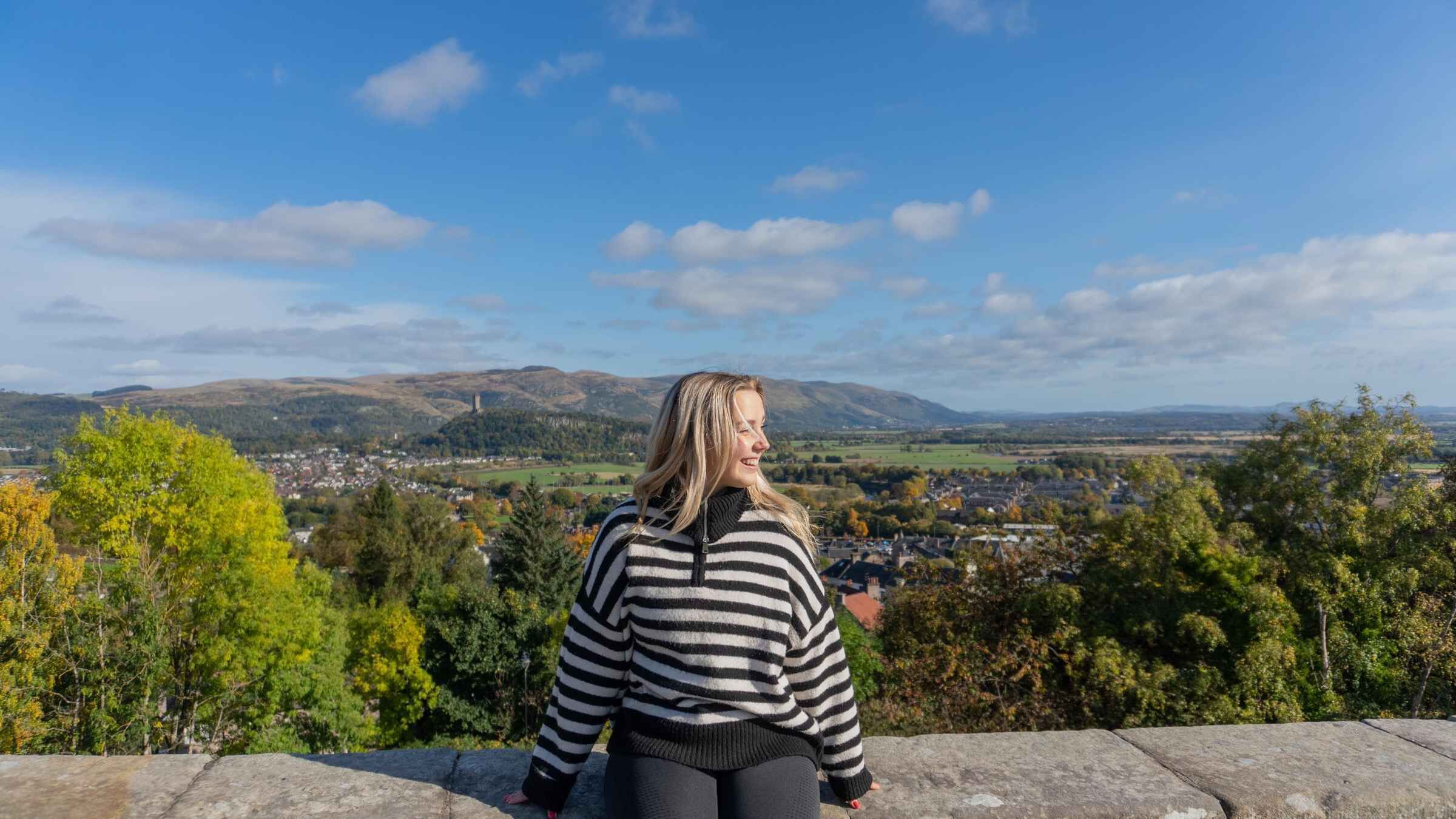 From Edinburgh: Loch Lomond, Stirling Castle & The Kelpies
