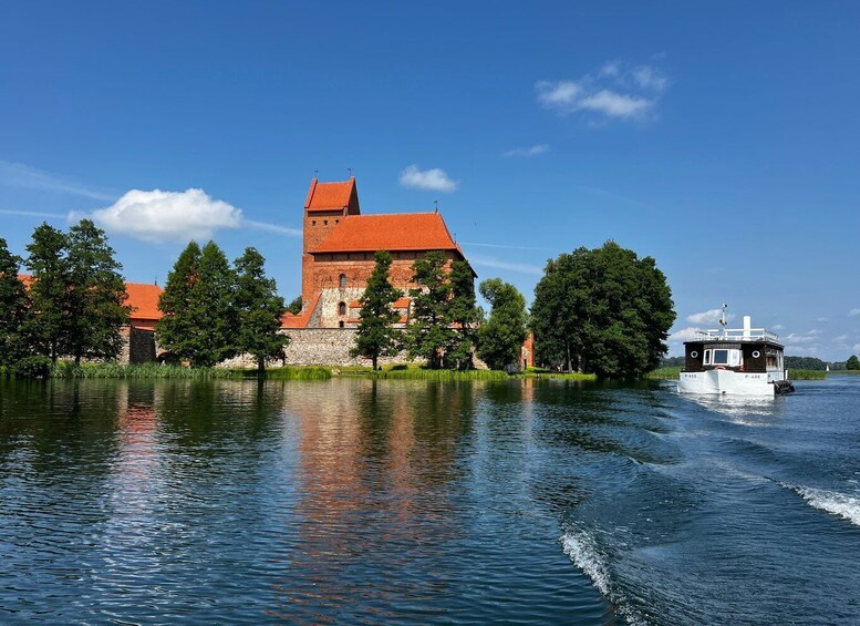 Picture 2 for Activity Trakai castle, Uzutrakis manor, Hill of Angels, boat ride