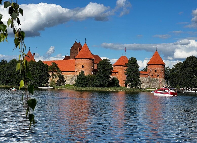 Trakai castle, Uzutrakis manor, Hill of Angels, boat ride