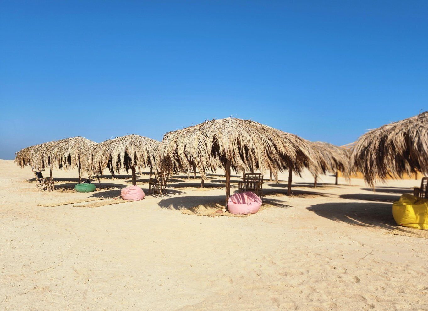 Hurghada: Three Hours on Magawish Island Tour by Speedboat