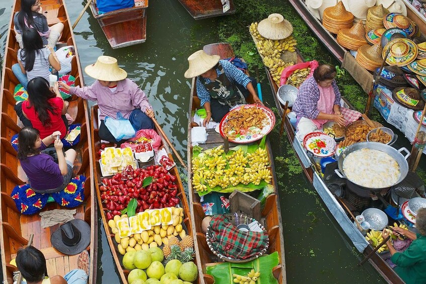 Bangkok: Railway & Floating Market Spanish and English Tour