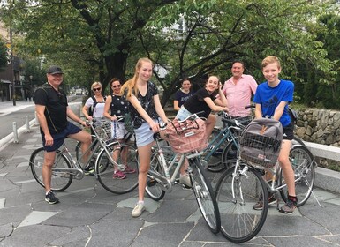 Kioto: recorrido guiado en bicicleta por Ginkakuji y el sendero de los filó...