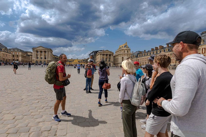 Picture 2 for Activity Paris: Versailles Palace & Trianon Castles E-Bike Tour
