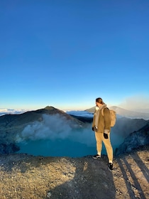 Mount ijen : Blue fire
