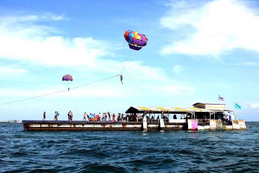 Pattaya: Parasailing Experience