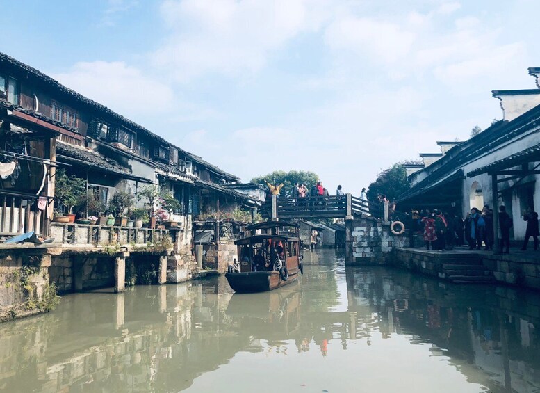 Picture 2 for Activity Immerse in Wuzhen & Xitang: Private Water Town Adventure