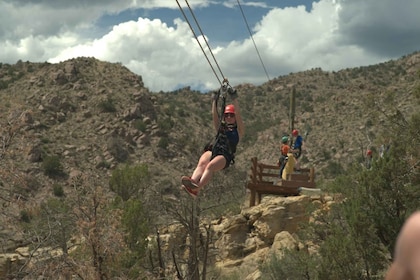 Cañon City: Royal Gorge 11-Line Extreme Zipline Experience