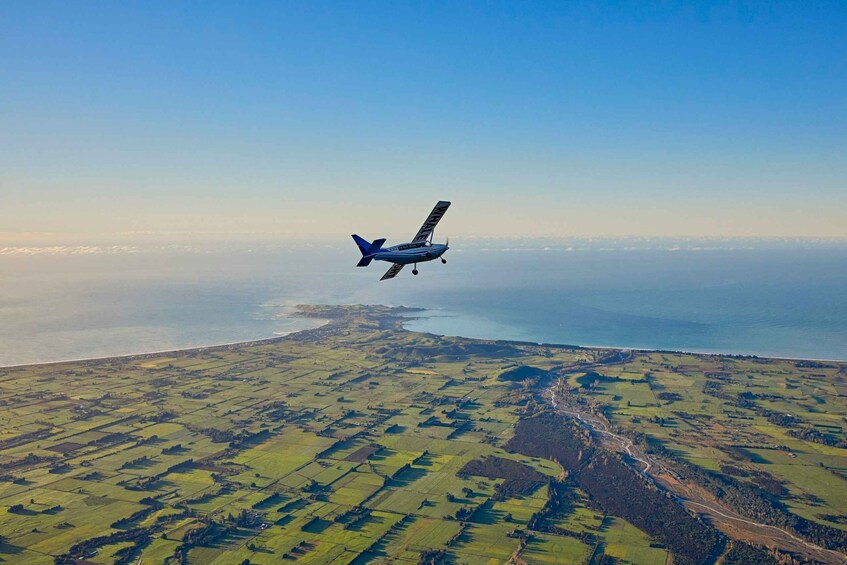 Picture 5 for Activity Kaikoura: Extended Flight Whale Watching & Mountain Tour