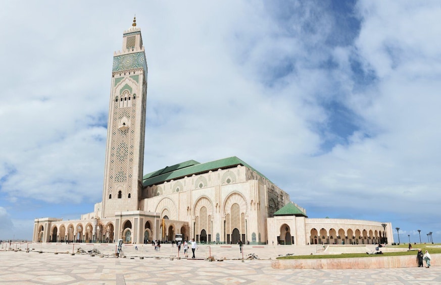 Picture 7 for Activity Visite de la mosquée hassan 2, ticket inclus.