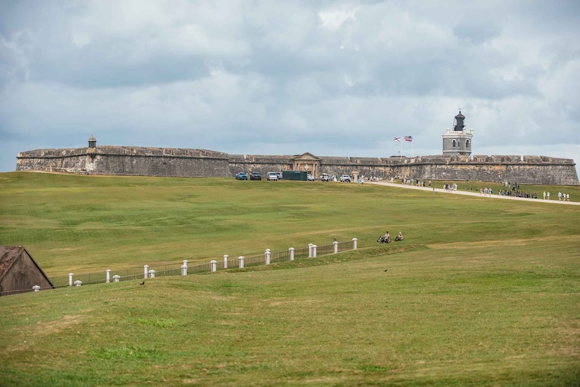 Picture 14 for Activity San Juan: Old Town Walking Tour and El Morro Fort Entry