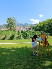 Valdobbiadene: Art and Wine-Painting session in the vineyard