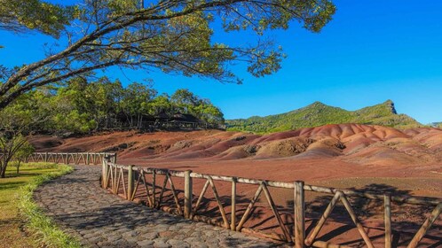 Chamarel: 7-Colored Earth Geopark Entrance Ticket with Lunch