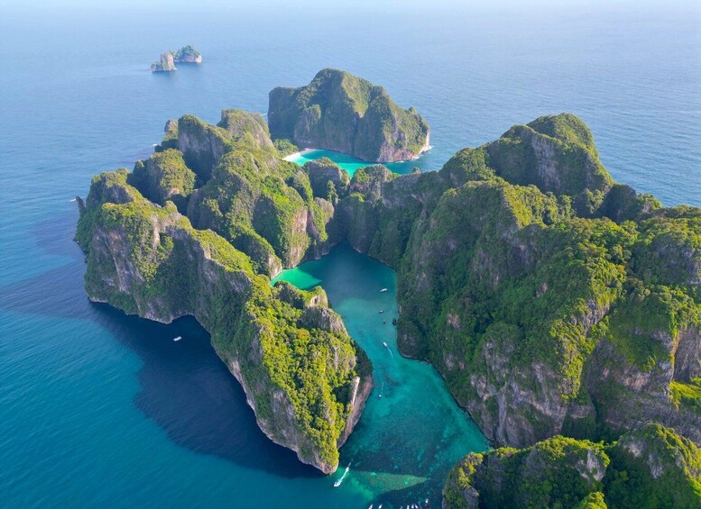 Picture 1 for Activity Phi Phi: Private Speedboat Tour to Maya Bay with Snorkeling