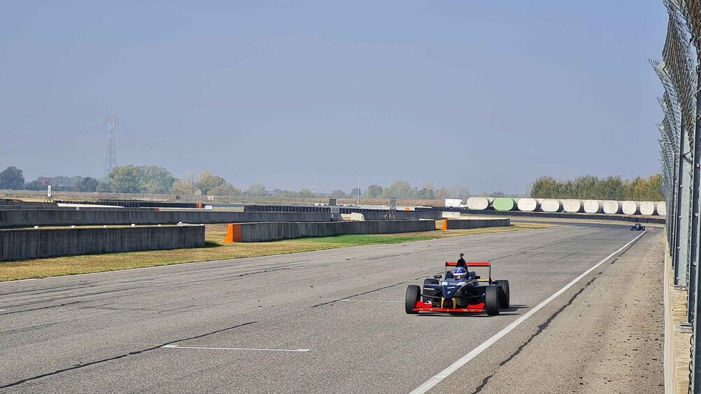 Race Experience with a Formula Car on a Fast Track | Milan