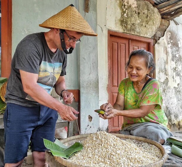 Picture 12 for Activity Yogyakarta: Village Cycling Tour Feel Real Local Atmosphere