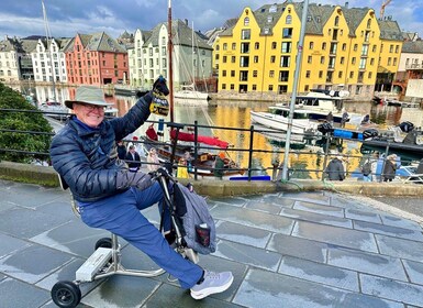 Alesund Private Sightseeing Tour on foot and by car