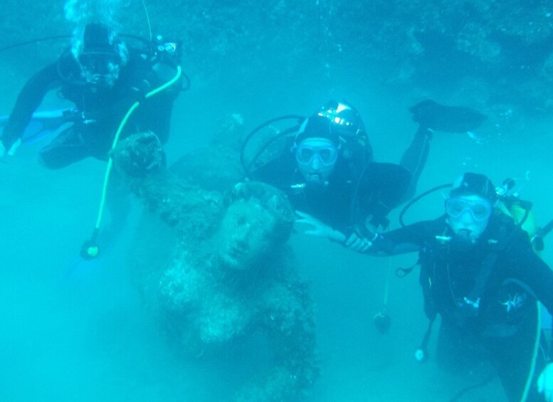 Picture 2 for Activity Fréjus: Diving Experience in Port-Fréjus with an Instructor