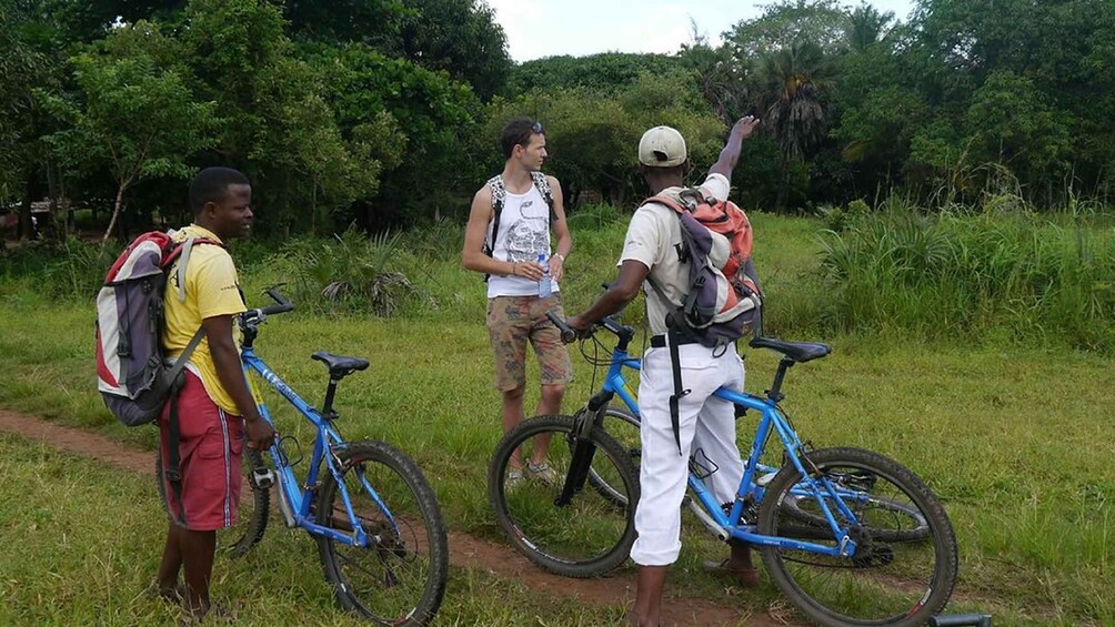 Picture 3 for Activity Diani Beach: Village tour on a bike with hotel pick-up