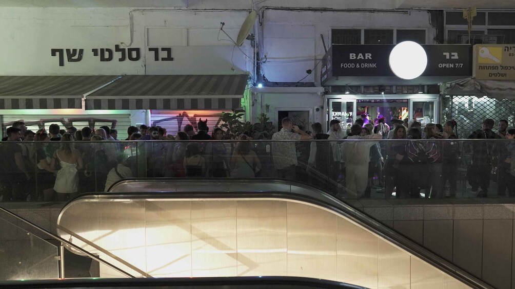 Picture 13 for Activity Tel aviv: Pub Crawl with Clubs, dance bars and free shots