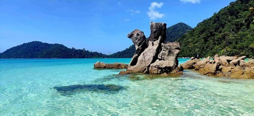 Early Bird Surin Islands Snorkeling Trip 24 p. MAXIMUM