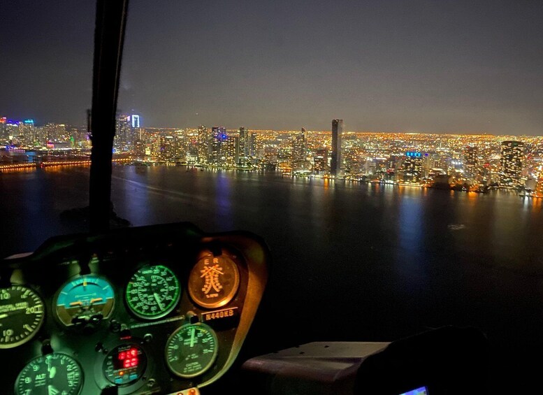 Picture 3 for Activity Private HOUR Helicopter Lauderdale -Everglades -Miami Beach