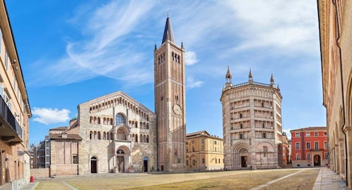 Parma: Private guided city tour with a local guide