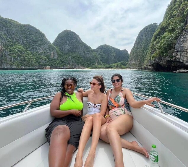 Private boat to Phang Nga Bay James Bond Trips