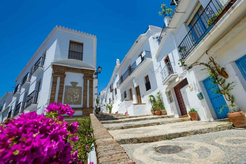 Picture 5 for Activity From Granada: Day trip Nerja & Frigiliana