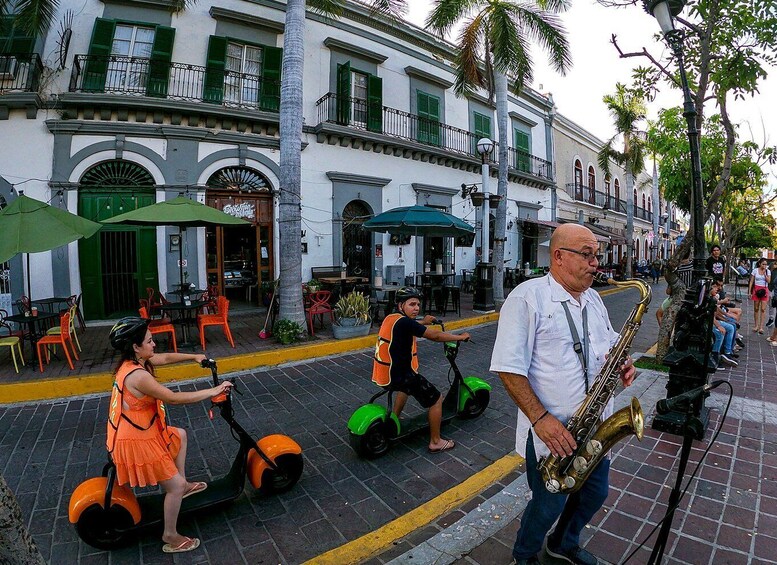 Picture 2 for Activity Mazatlán: Historic District by Electric Shopper Scooter