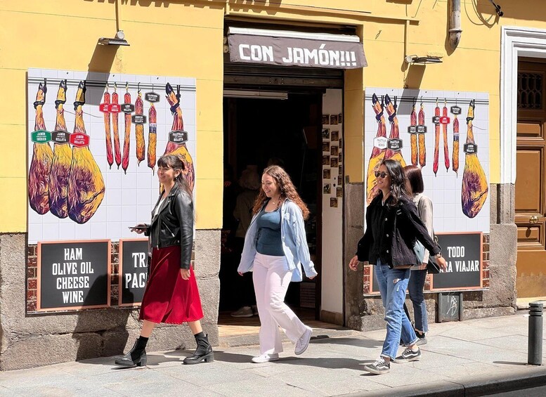 Picture 11 for Activity Madrid: Day Tour with Prado Museum & Royal Palace Tickets